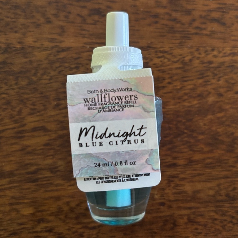Bath & Body Works Midnight Blue Citrus Wallflowers Refill